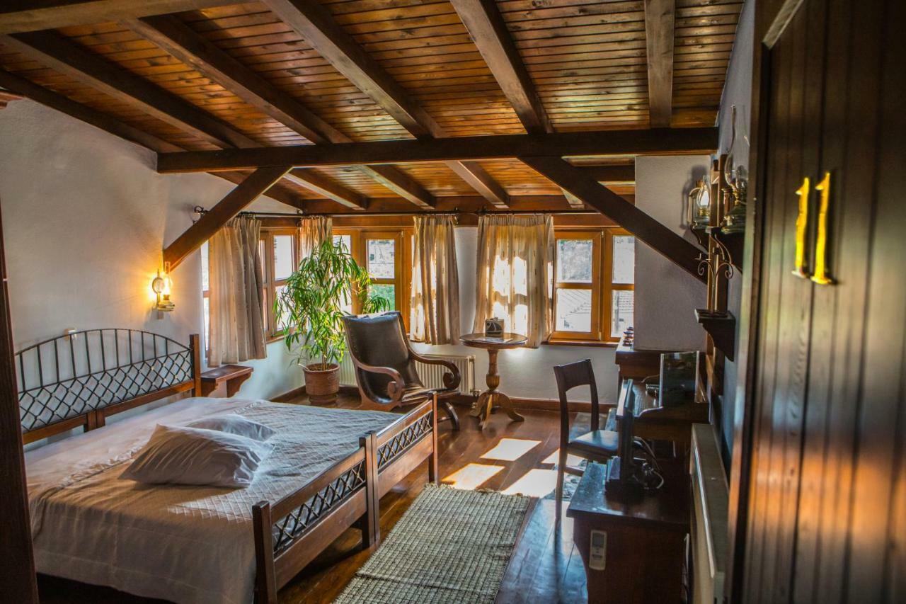 Oikoperiigitis Hotel Kerkíni Buitenkant foto